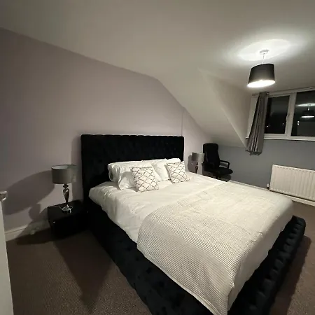 شقة Charming 2-bed In The Heart Of