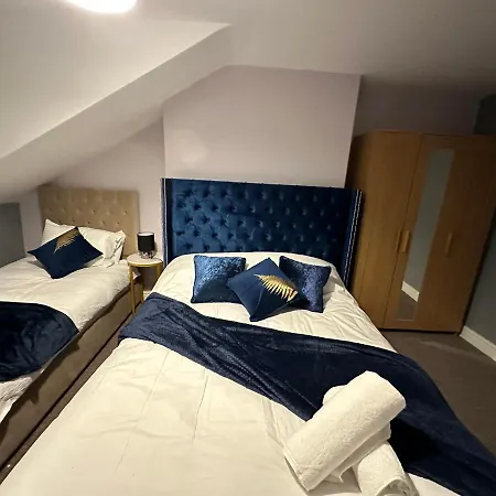 Charming 2-bed In The Heart Of